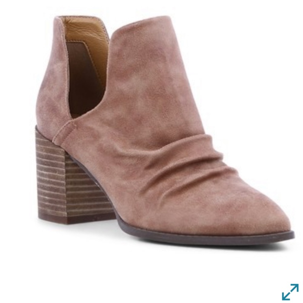 New Report Tonya Bootie size 6.5